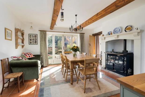 Knutsford Guardian: This magnificent five bedroom farmhouse dates back to the 1800's