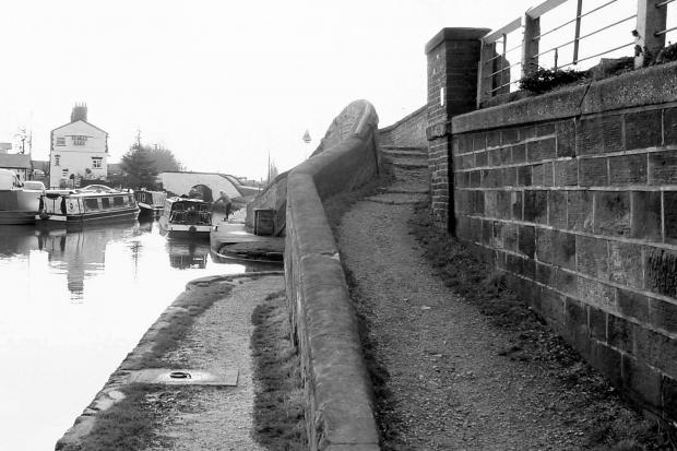 Wardle Canal into Trent and Mersey