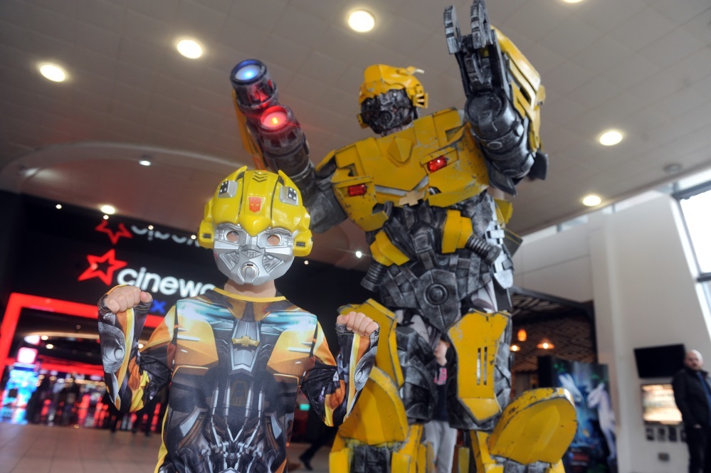 Transformers Optimus Prime and Bumblebee