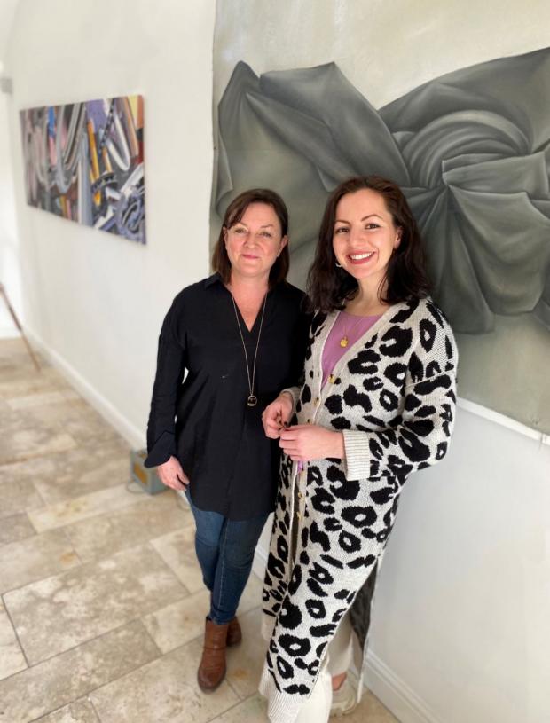 Knutsford Guardian: Josie Clancy and Jess Flewitt inside their new Blue & Berry Art Gallery