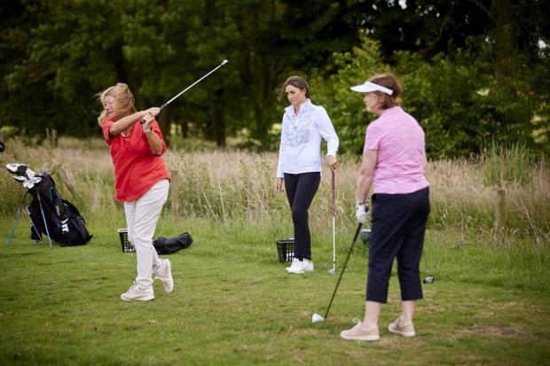 Knutsford Guardian: Jae Bowers gives ladies group golf lesson