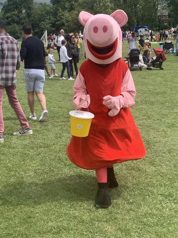 Knutsford Guardian: Peppa Pig entertained children