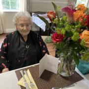 Retired nurse Peggy Sefton overwhelmed with cards and flowers on her 100th birthday